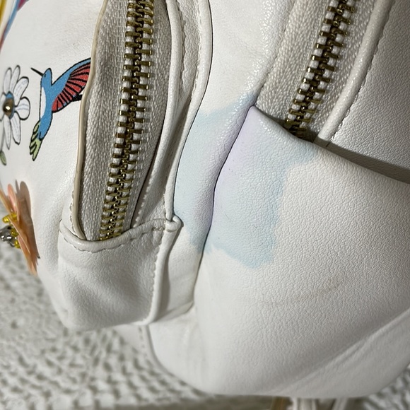 Missy hummingbird/flowers vegan backpack - Picture 8 of 15